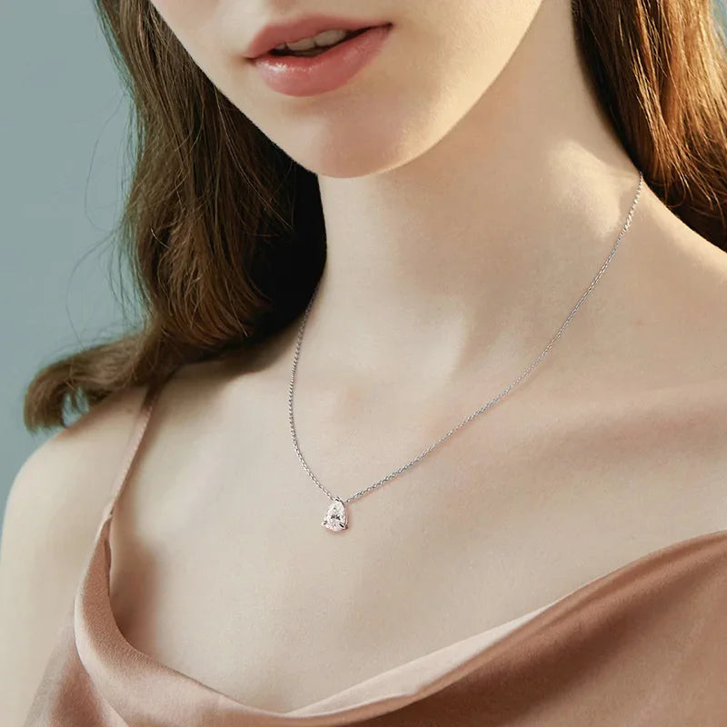 Smyoue Pear Cut D VVS1 Moissanite Necklace – 18K White Gold Plated Sterling Silver Pendant