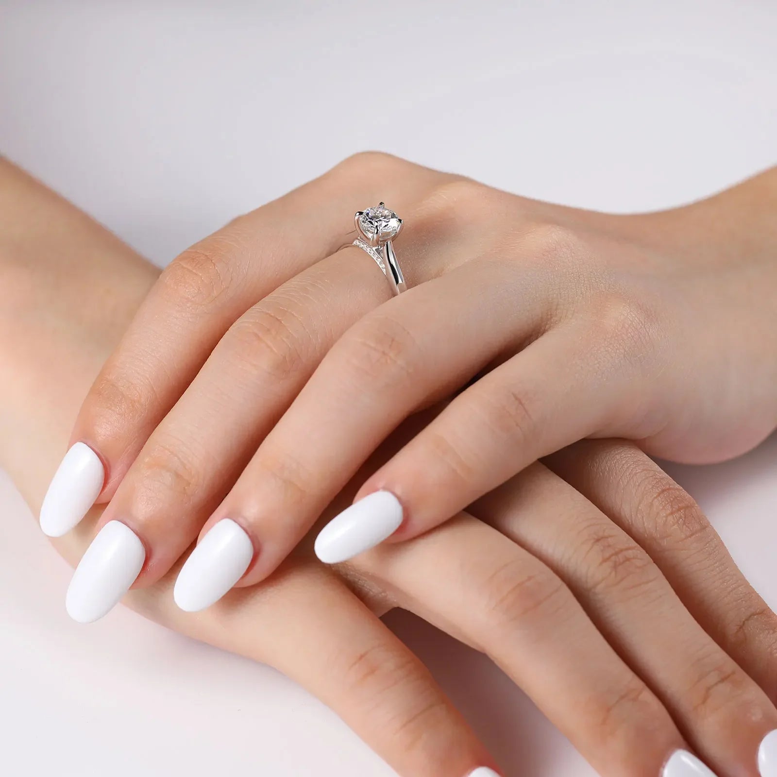 Sterling Silver Moissanite Solitaire Engagement Ring 1CT Round Cut Diamond Wedding Jewelry