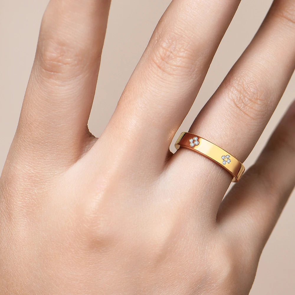 Moissanite Wedding Band Women Round Cut Floral Design 925 Sterling Silver Anniversary Ring