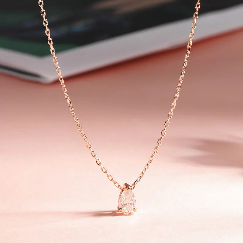 Smyoue Pear Cut D VVS1 Moissanite Necklace – 18K White Gold Plated Sterling Silver Pendant