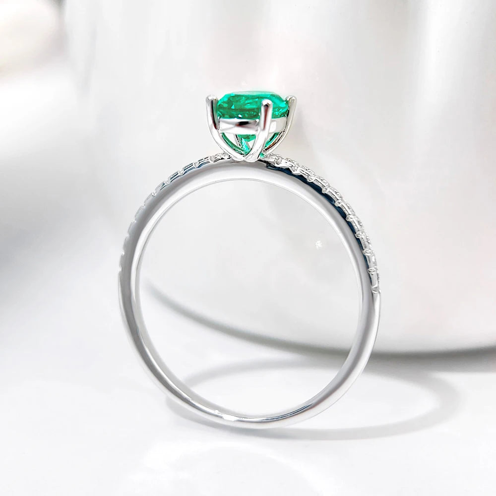 OEVAS 1ct Oval Lab-Grown Colombian Emerald Ring – Moissanite Accents, 925 Sterling Silver