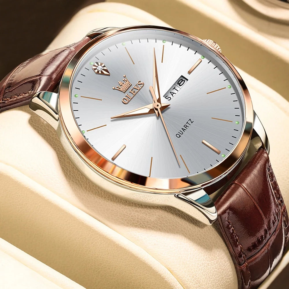 Men’s Quartz Watch 43mm Leather Strap Week Calendar Luminous Hardlex Water Resistant