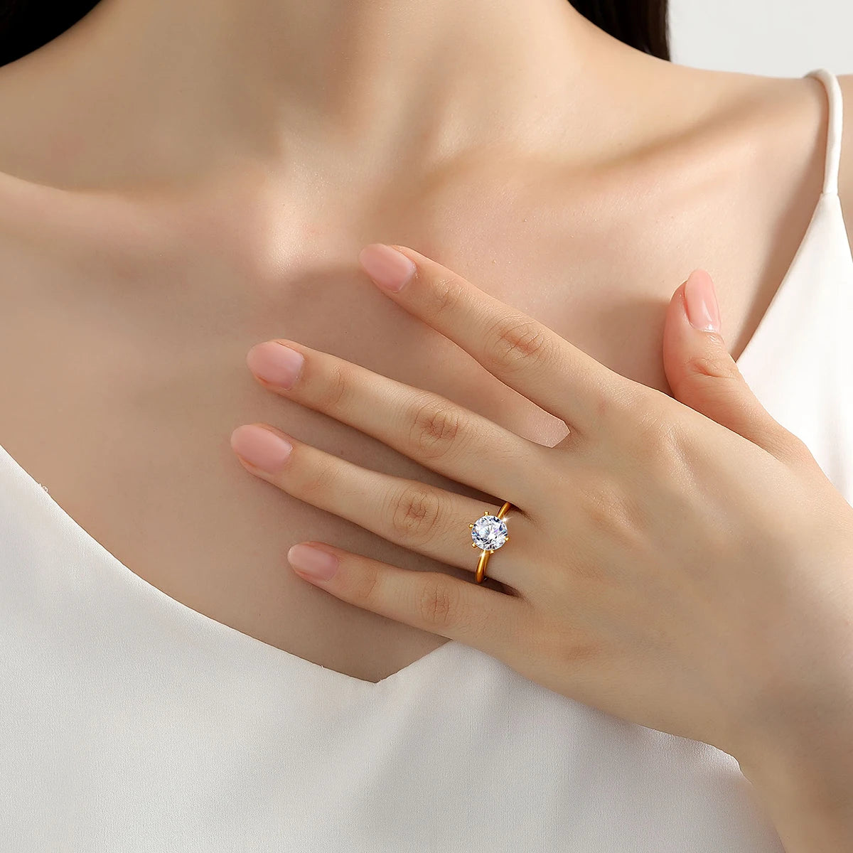 18K Gold Moissanite Engagement Ring Women 1 to 2 Carat Round Cut Diamond Wedding Jewelry