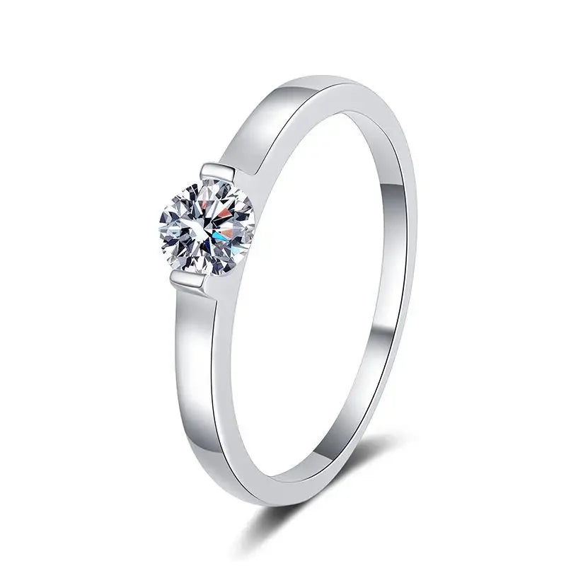 PT950 Solid Platinum Moissanite & Diamond Proposal Ring – 0.5ct Center Stone